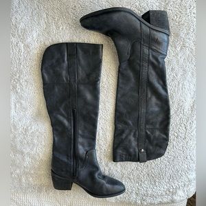 Vince Camuto “Mordona” black leather knee high riding boots almond toe EUC 6.5